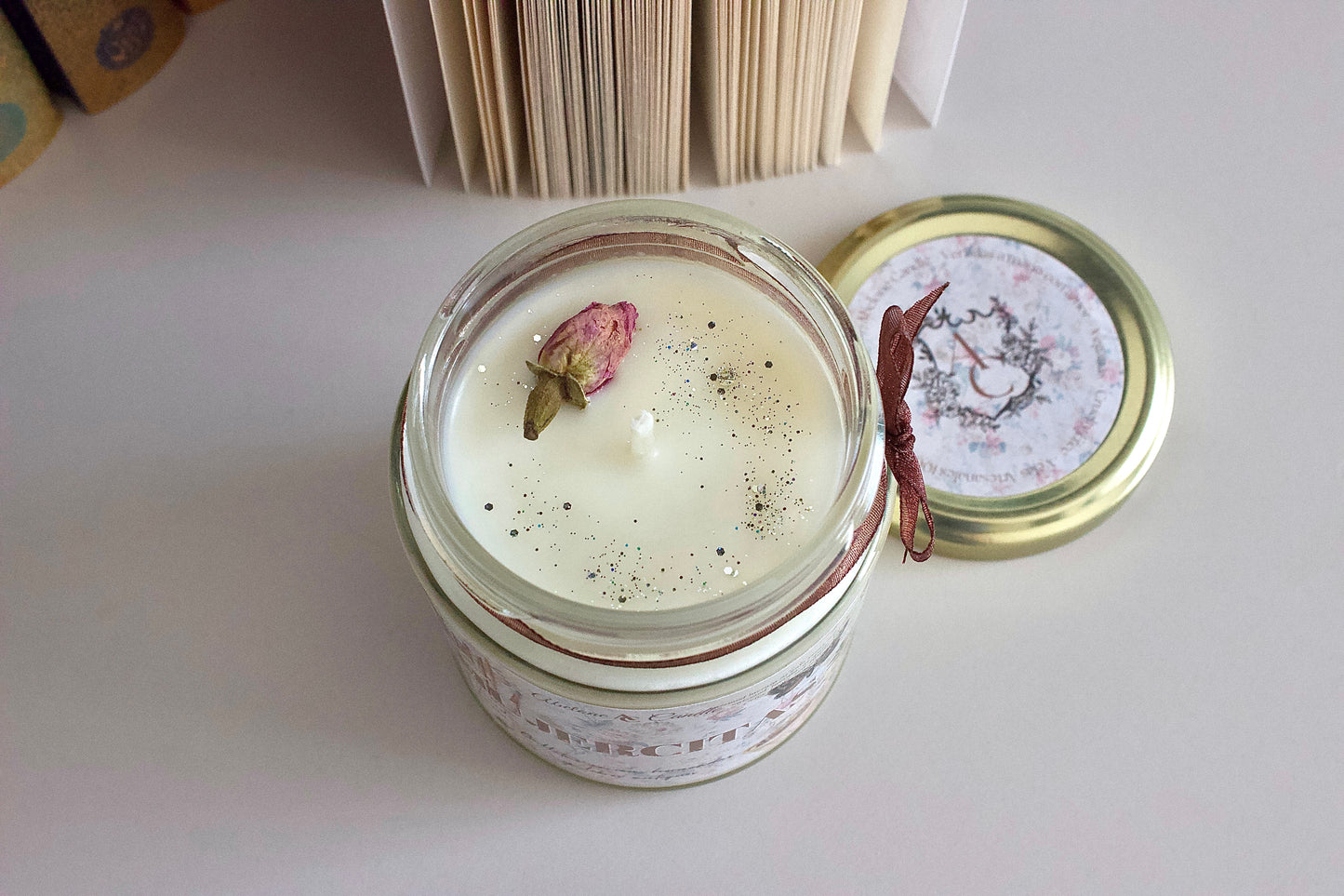 Mujercitas - Abelone Candle