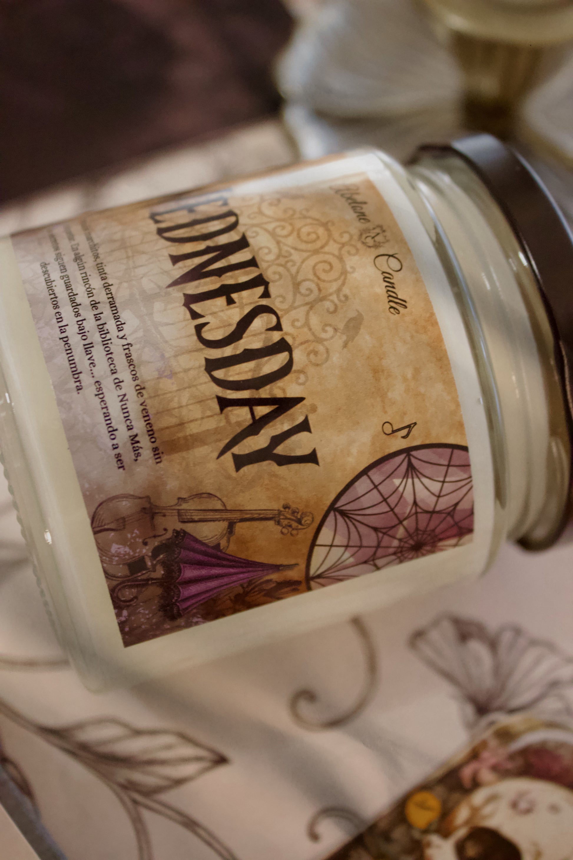 Miércoles Addams -  Wednesday Addams - Abelone Candle