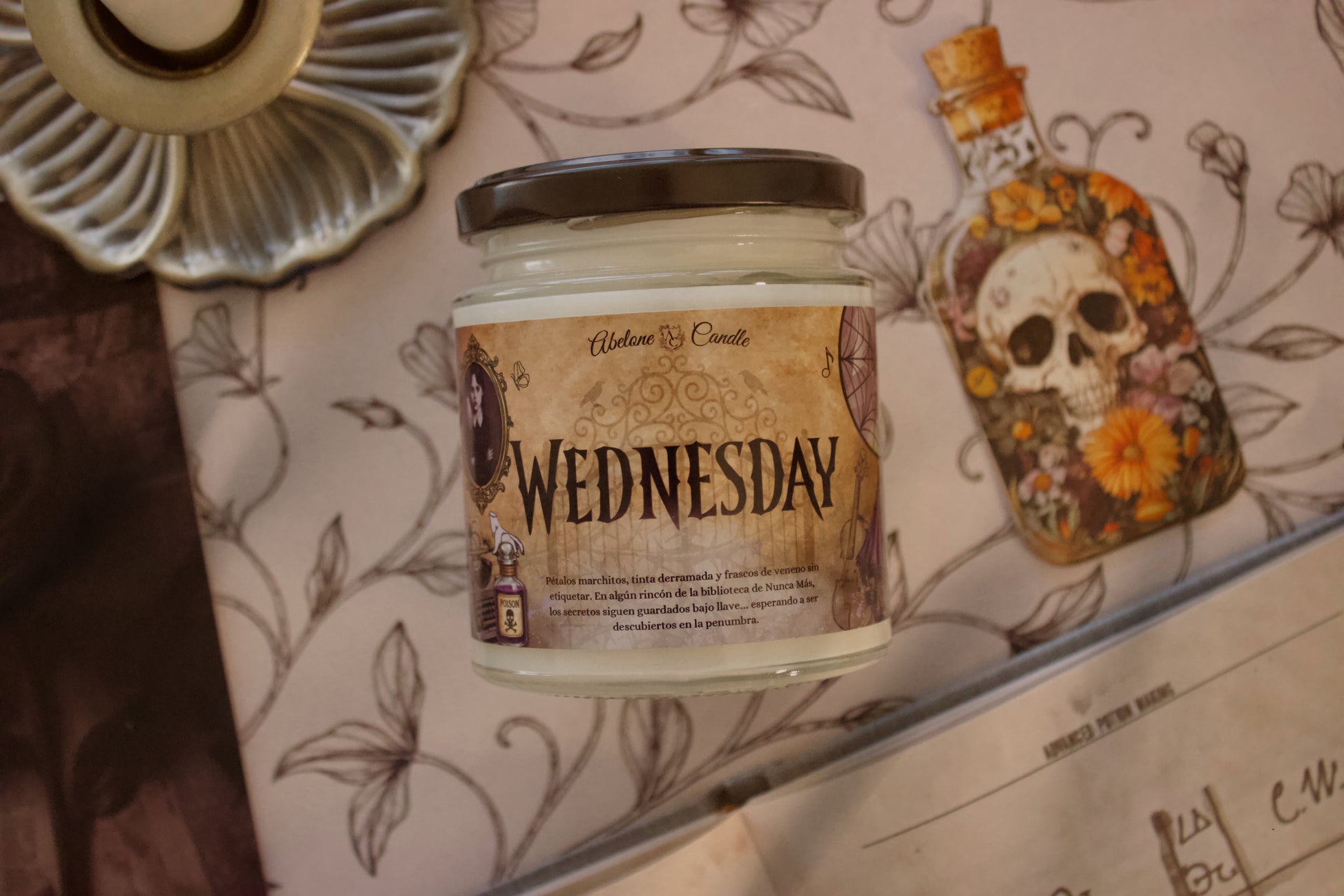 Miércoles Addams -  Wednesday Addams - Abelone Candle
