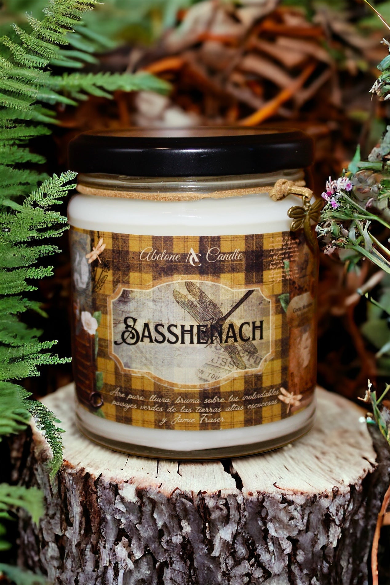 Sassenach (Outlander) - Abelone Candle